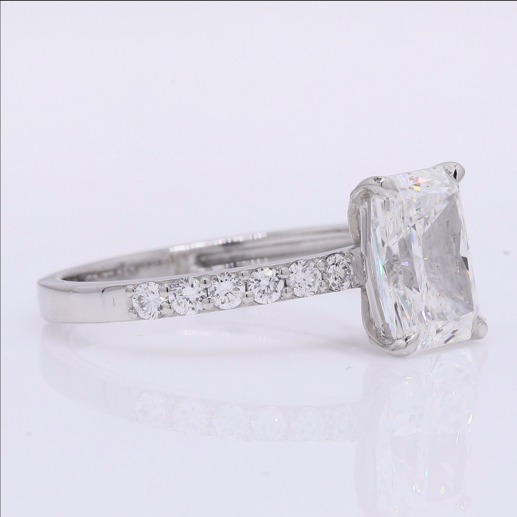 Exklusiver 2,41 ct Lab-Grown Diamantring – 950 Platin - Octagon Brilliant Cut – IGI-zertifiziert