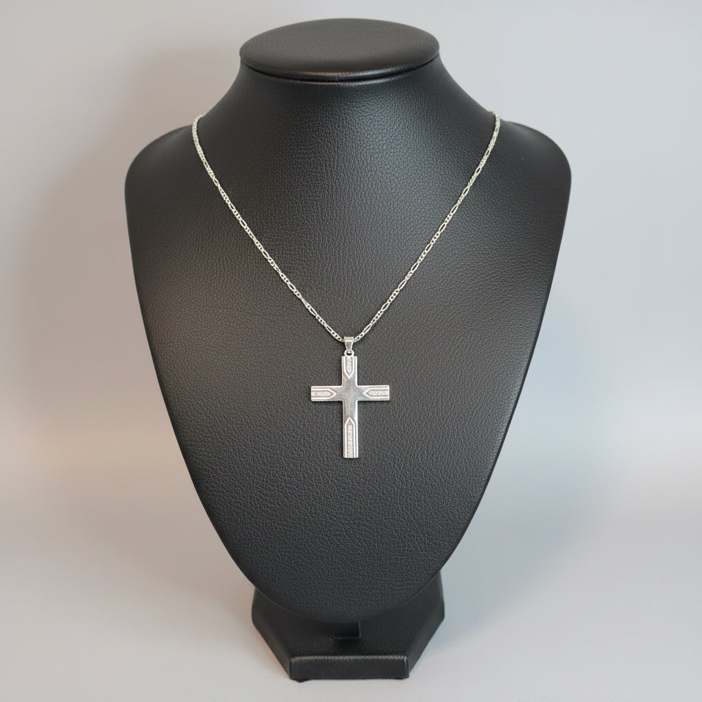 Elegante Kreuzkette mit Zirkonsteinen aus Sterlingsilber