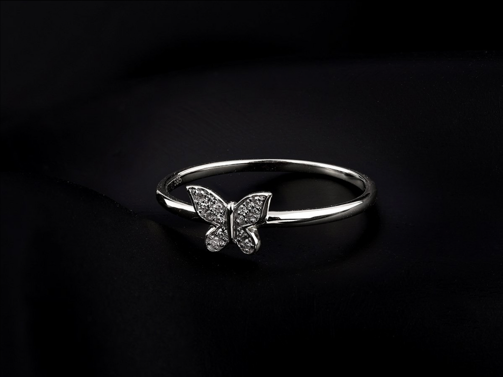 Schmetterlingsring – 14kt Weißgold, 0,05 ct natürlicher Diamant