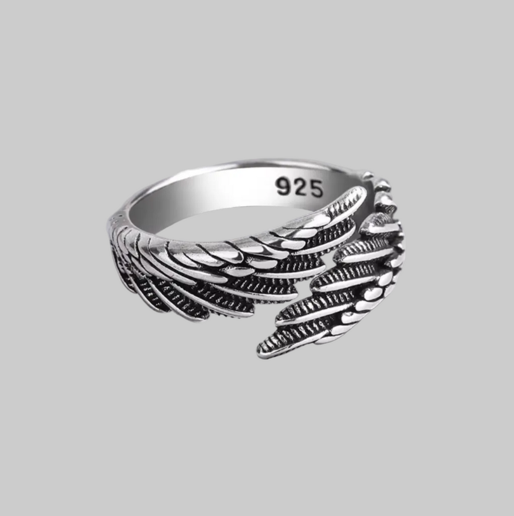 Ring mit Flügeldesign - Flügelring - 925 Silberbeschichtung - Innen aus Kupfer - Größe ist verstellbar