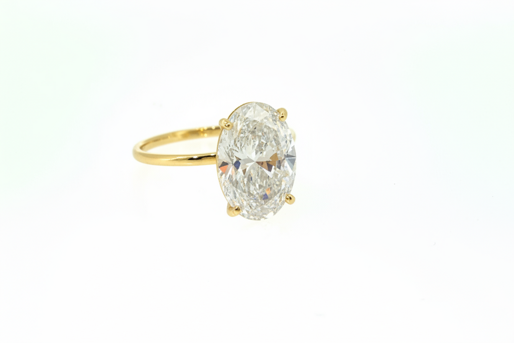 3.00 ct Oval Diamantring in Solitär Gelbgold Fassung / Spezialanfertigung (Lieferzeit: 4 Wochen)