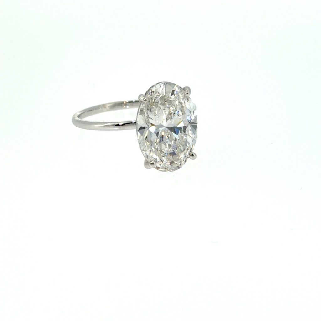 3,00 ct Oval Diamantring in Solitär Weißgold Fassung / Spezialanfertigung (Lieferzeit: 4 Wochen)