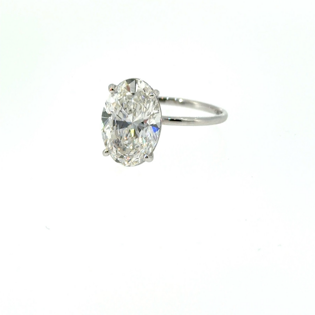 3,00 ct Oval Diamantring in Solitär Weißgold Fassung / Spezialanfertigung (Lieferzeit: 4 Wochen)