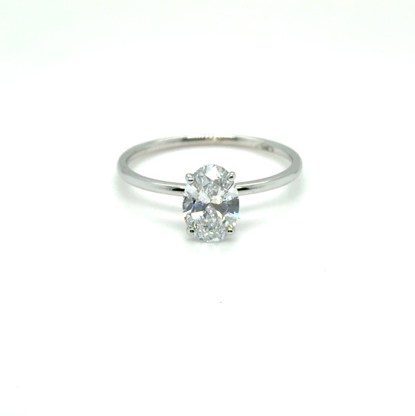 1.00 ct Oval Diamantring in Solitär Weißgold Fassung / Spezialanfertigung (Lieferzeit: 4 Wochen)