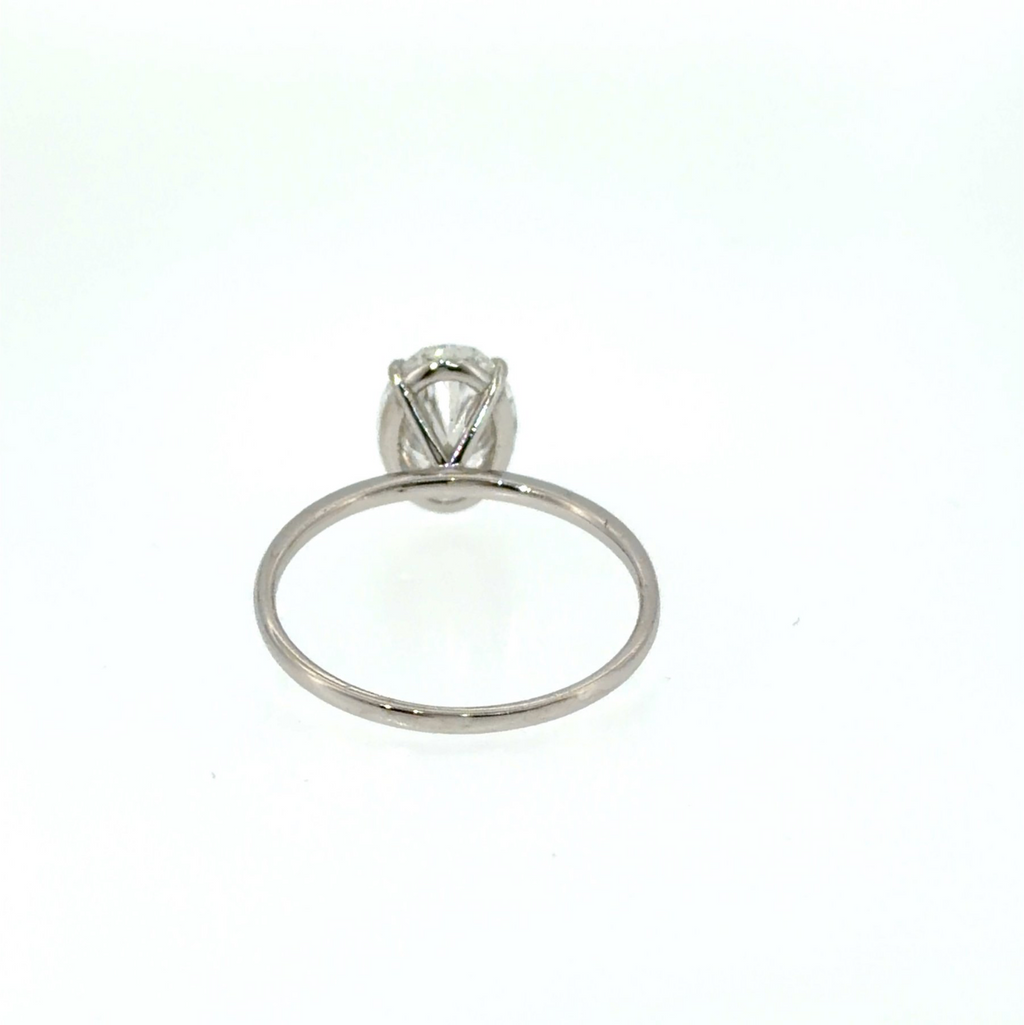2.00 ct Oval Diamantring in Solitär Weißgold Fassung / Spezialanfertigung (Lieferzeit: 4 Wochen)