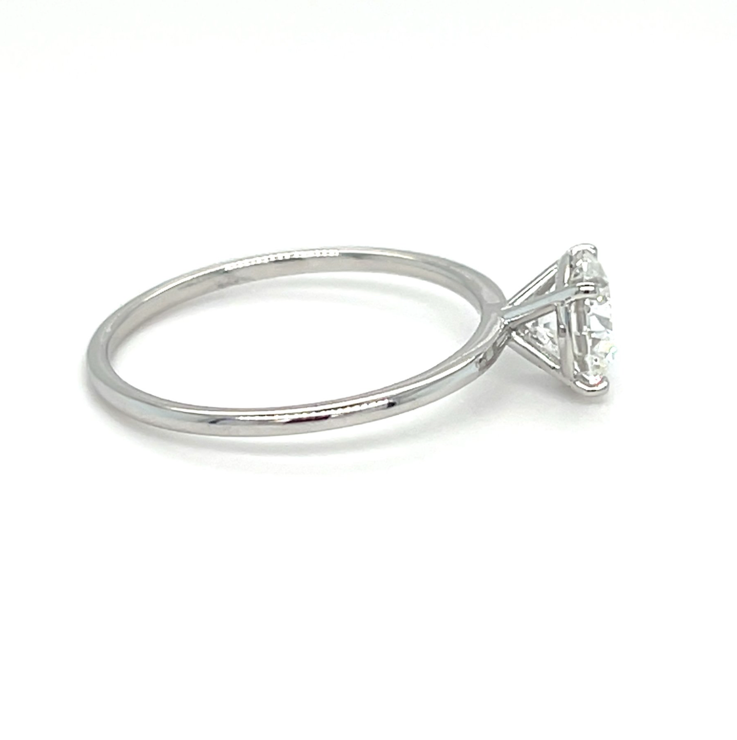 1,00 ct Solitärring mit rundem Diamanten in Weißgoldfassung / Spezialanfertigung (Lieferzeit: 4 Wochen)