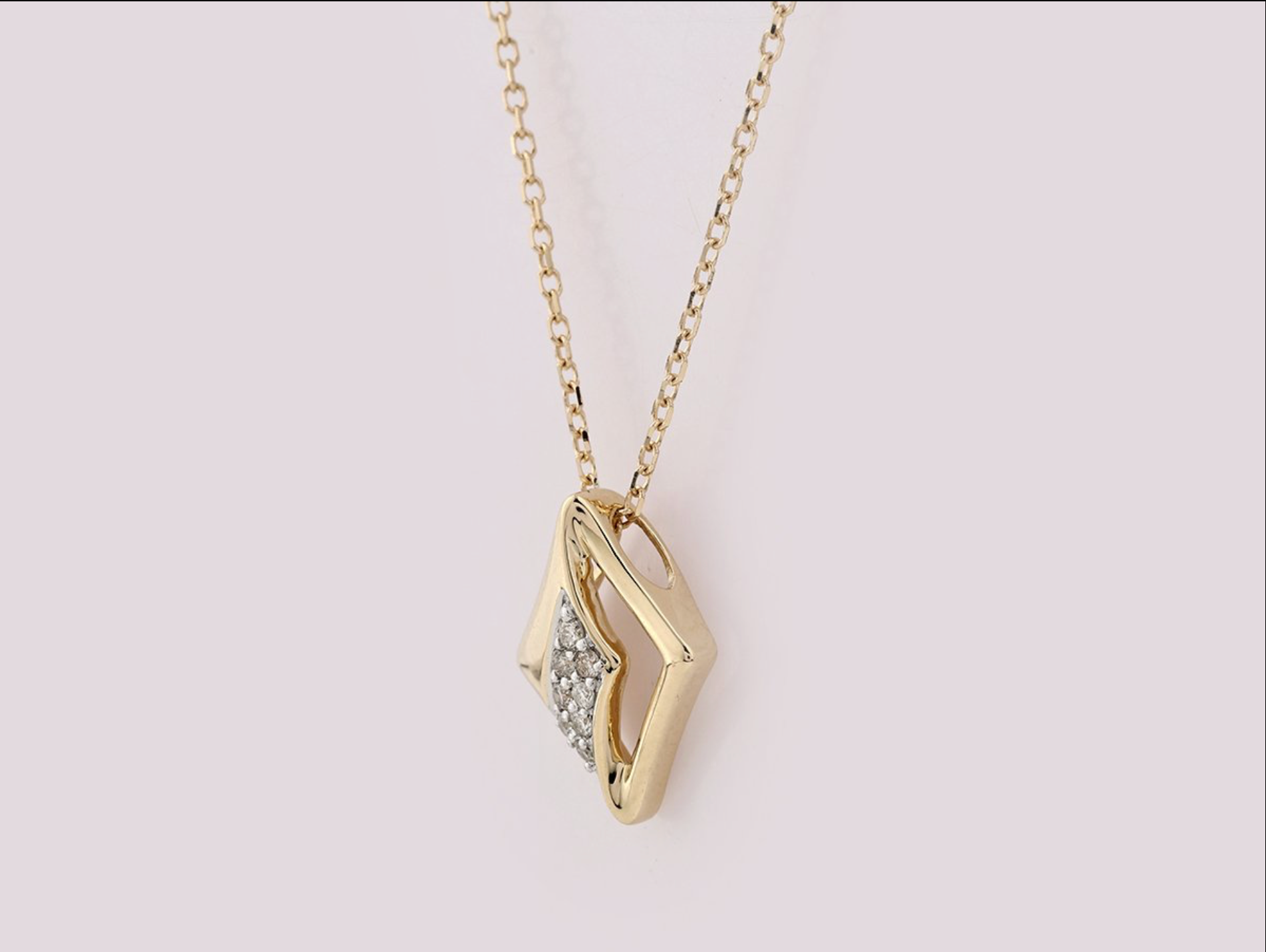 Halskette mit Anhänger – 14 Karat Gelbgold mit 0,05 ct Diamanten (natürlich)