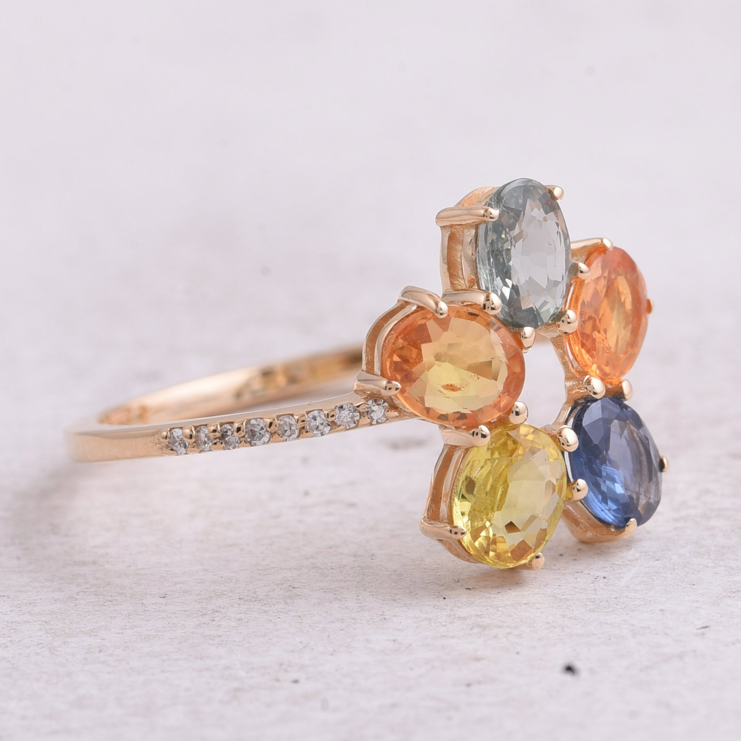 Natürlicher Multicolor-Saphir Ring – 14K Gold, 1,80 Karat Gesamtgewicht